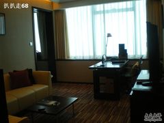 -上海龙之梦万丽酒店