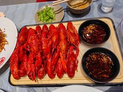 -肥肥虾庄·金牌油焖大虾(杨园滨江时代walk店)