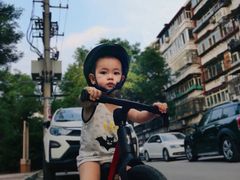 -八爪矩阵极限运动馆·儿童平衡车·感统训练(南海子公园校区)