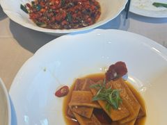 -毛家饭店·30年融合新湘菜(汉峪金谷店)