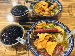 -柳石居柳州螺蛳粉(万达店)