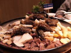 -一朵菌·野生菌探索家火锅(南亚店)