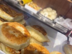 -护国寺小吃店(红莲南路店)