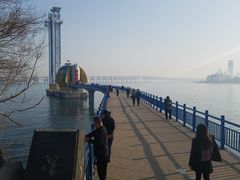 -星海蹦极娱乐