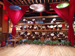 -老滇山寨•云南特色菜•地方菜•民族风情歌舞表演(金碧店)