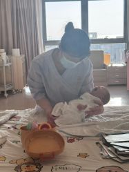 -贝爱时刻月子中心(宝安妇幼店)