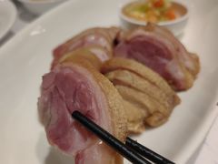 -品悦酒店(三林古镇店)