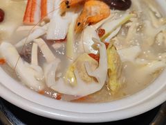 -三人行骨头王火锅(长寿店)