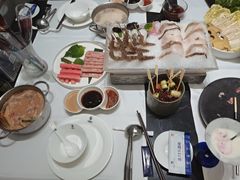 -红鼎豆捞·非遗鲍皇汤火锅(宝丰路店)