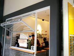 门面-AllorNothing横竖横咖啡(天虹店)