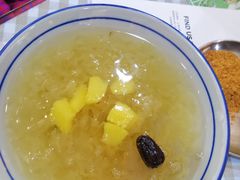 银耳水果羹-阿金大白·上海菜馆(新天地店)