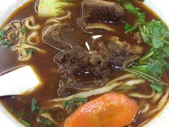 -贯一台湾牛肉面(八一七中路店)