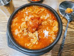 -吴草鸡爪오초닭발韩食堂(融恒盈嘉中心店)