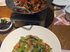 -黄泥岗·地道湖北菜(奥特莱斯店)