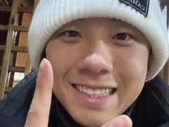 -果松木炭酸菜铜火锅·外婆参鸡汤