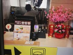 -麦当劳(乳山路店)