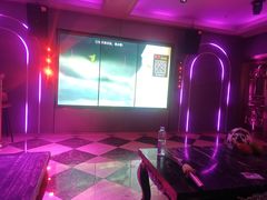 -圣地雅歌KTV(市府广场店)