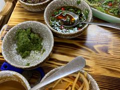 -顶顶汤火牛排火锅·经典铜锅涮肉