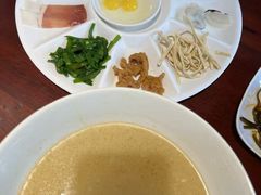 -建新园过桥米线(云纺店)