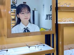 -罗伯特眼镜·蔡司官方授权(罗湖国贸店)