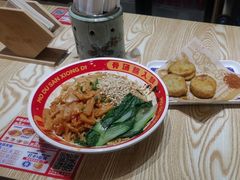 -魔都三兄弟酸辣粉·蘸卤炸串(虹桥万科店)