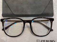 -爱视眸Eyeblling眼镜·依视路·蔡司镜片折扣店(百联南方商城购物中心)