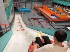 -极限PLAY运动娱乐新世界·团建派对表演休闲馆·室内高空游乐园
