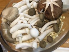 -风情丽江斑鱼火锅(孙家沟西南路80号店)