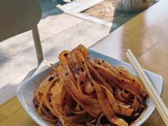 -晓峰手工擀面皮(新民街总店)