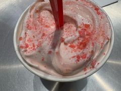 -DQ·蛋糕·冰淇淋(合生汇店)