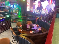 -路边边地标烧烤·川菜·小龙虾·音乐酒馆(良乡长虹店)