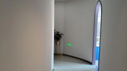 -蕾蕾美颜美容美体