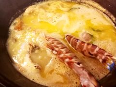 -鲜入围煮花胶鸡海鲜火锅