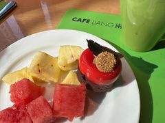-两咖啡自助餐厅(静安香格里拉酒店)