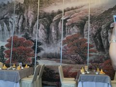-山明水秀大饭店