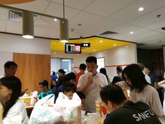 大堂-麦当劳(台山万达店)