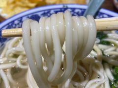 -东大桥小国抻面烧烤(长通路店)