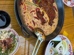 -馋虫重庆火锅(玉林南街店)