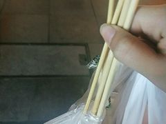 -八一路好吃街(雨田商务大厦店)