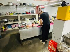 -乔岩保应烧烤店