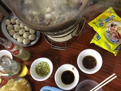 炭炉果鸡煲-威邵鸡煲(西华路总店)
