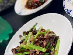 -欢乐蟹庄·精品农家乐(阳澄湖莲花岛店)