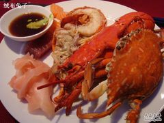 难吃的海鲜-咖啡苑自助餐厅·中国大饭店