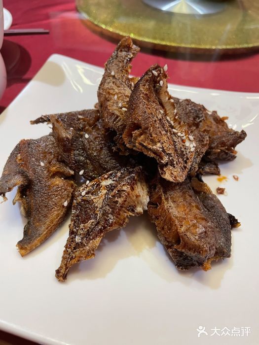 阿莉餐厅(枣阳路店)阿莉熏鲳鱼图片
