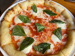 玛格丽特-COMMUNE幻师(五角场店)