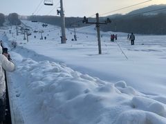 -亚布力新体委滑雪场