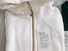 -lululemon(万象城店)