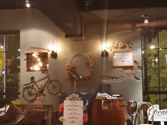 -斯普汇生蚝牛排馆(中骏世界城店)
