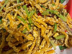 干煸藕丝-董厨煨汤馆(车站路店)