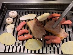 -臻牛烤肉